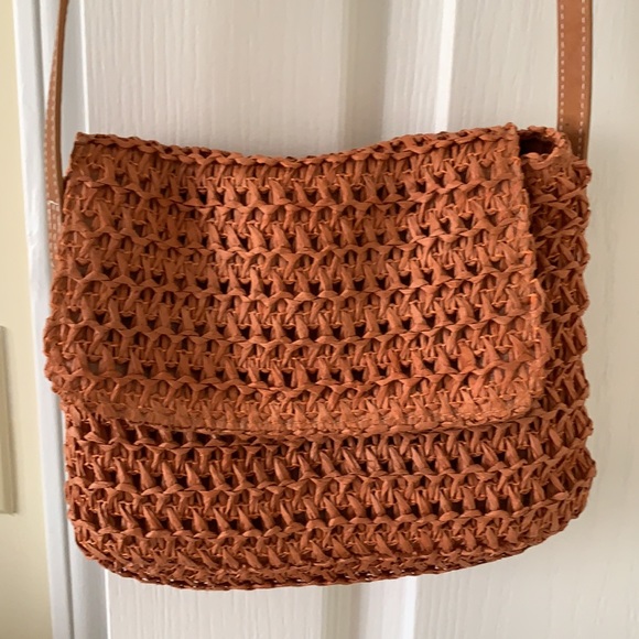 Handbag - Picture 2 of 3